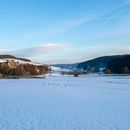 Holiday home Cosy In Hildfeld With Terrace Winterberg