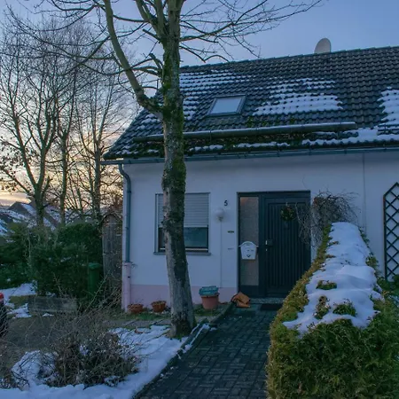 Holiday home Cosy In Hildfeld With Terrace *